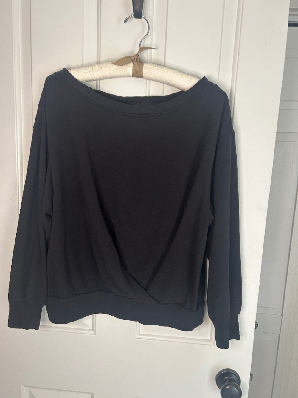 Lululemon Pleated Modal Fleece Pullover Sweatshirt Off Shoulder - Black